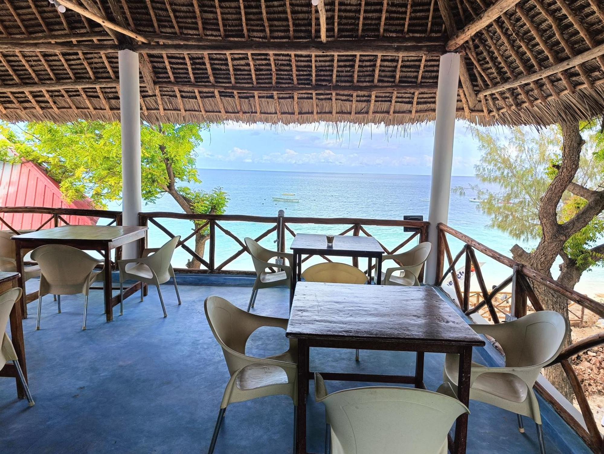 Zanzi Beach Hotel Nungwi Exterior foto